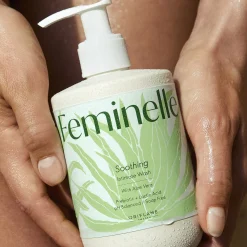Kojący płyn do higieny intymnej Feminelle z aloesem 300 ml