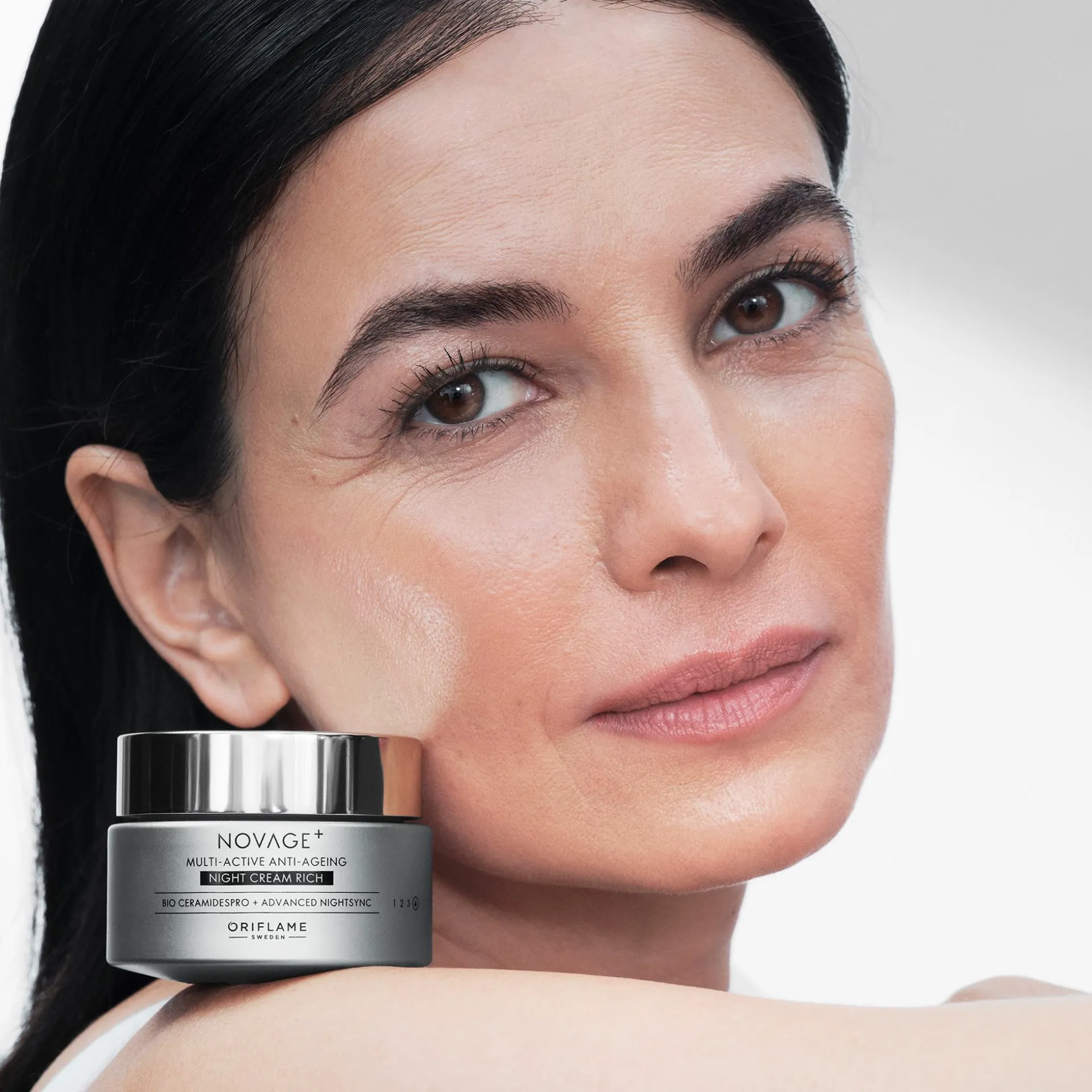 Multiaktywny bogaty krem przeciwstarzeniowy na noc Novage+ 50 ml