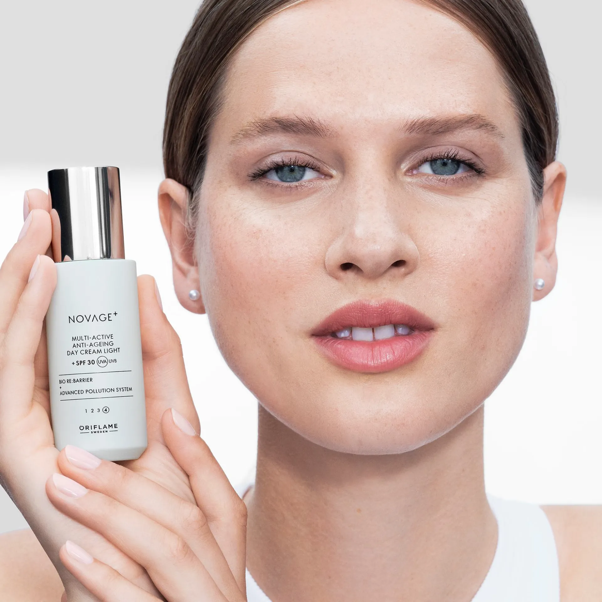 Multiaktywny lekki krem przeciwstarzeniowy na dzień Novage+ SPF 30 50 ml