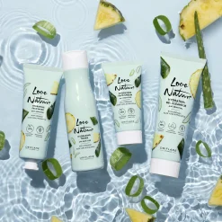 Nawilżający żel oczyszczający Love Nature z organicznym aloesem i ananasem 125 ml