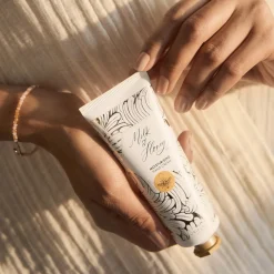 Nawilżający krem do rąk Milk&Honey Gold 75 ml