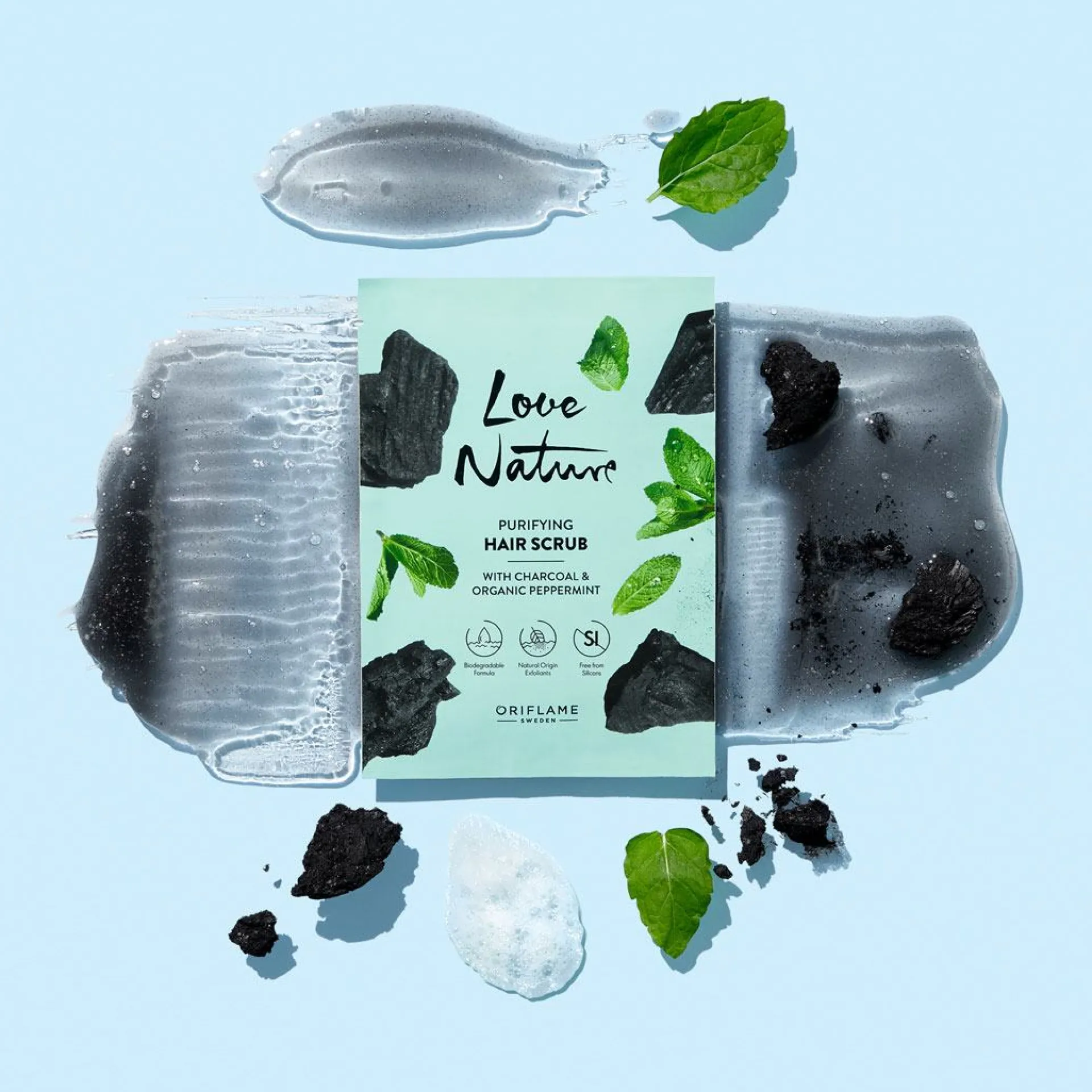 Oczyszczający scrub do skóry głowy Love Nature z węglem i organiczną miętą 20 ml