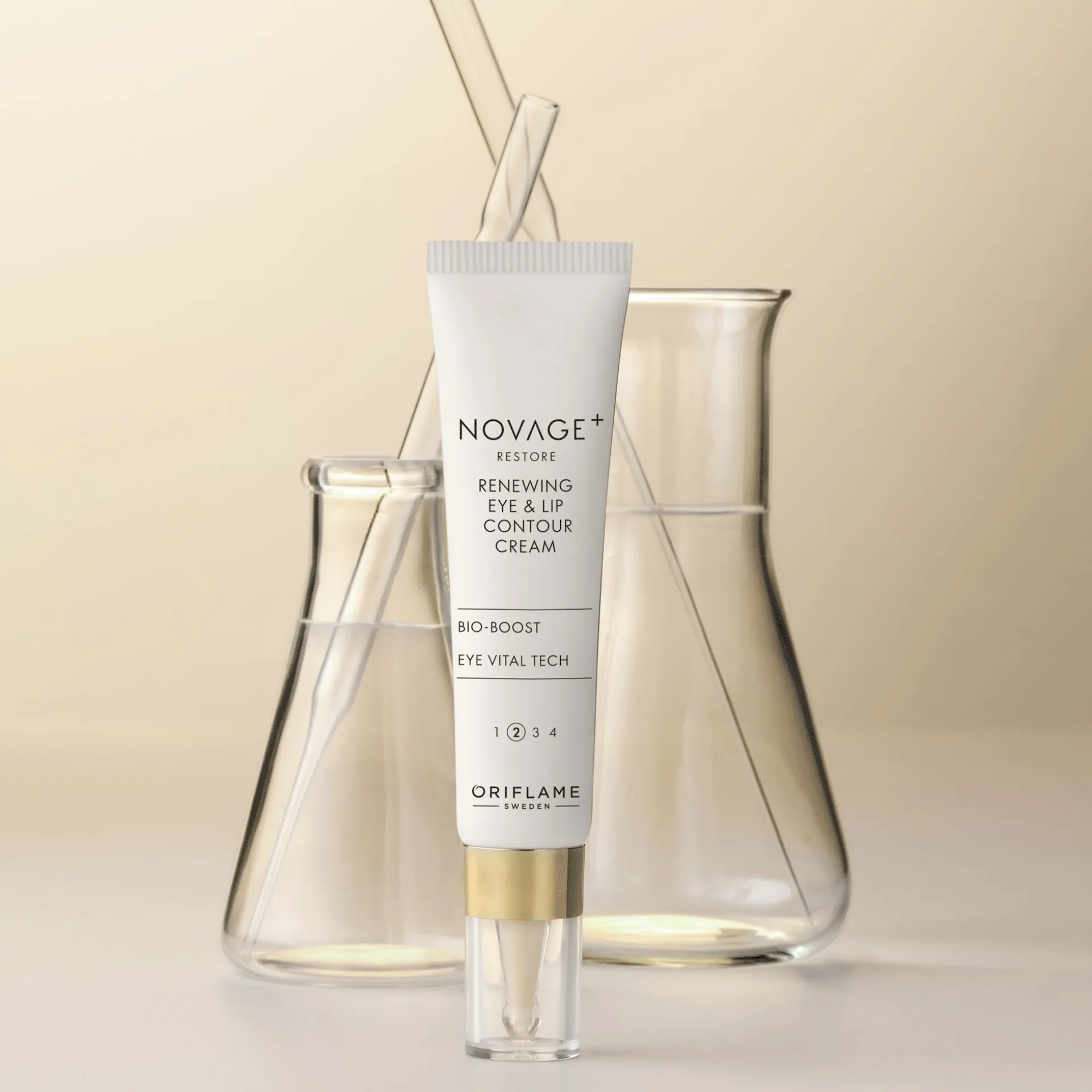 Odnawiający krem do okolic oczu i ust Novage+ Restore 15 ml