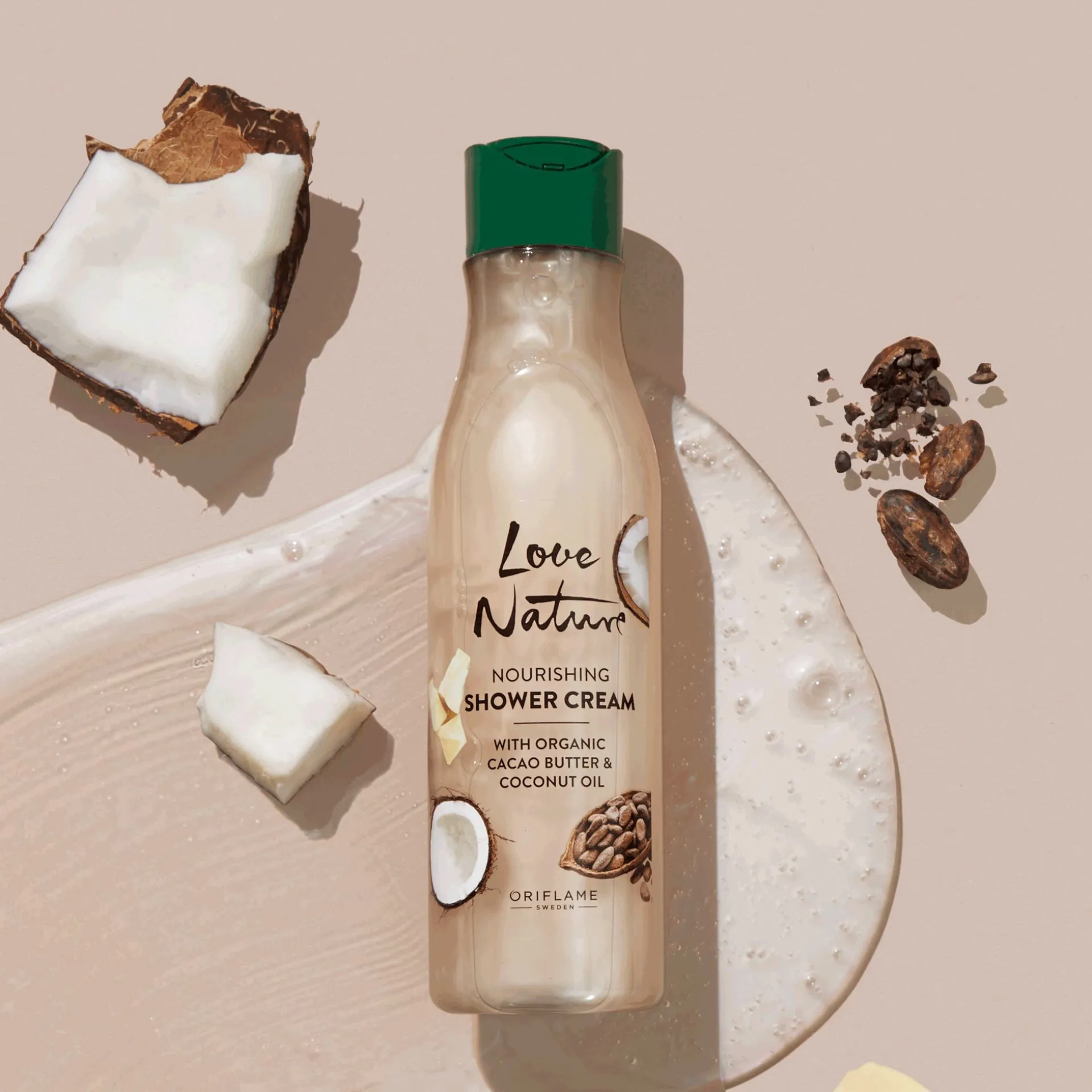 Odżywczy żel pod prysznic Love Nature z organicznym masłem kakaowym i olejem kokosowym 250 ml
