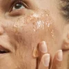 Rozświetlająca maseczka Love Nature żel-lód z organicznym mango 10 ml