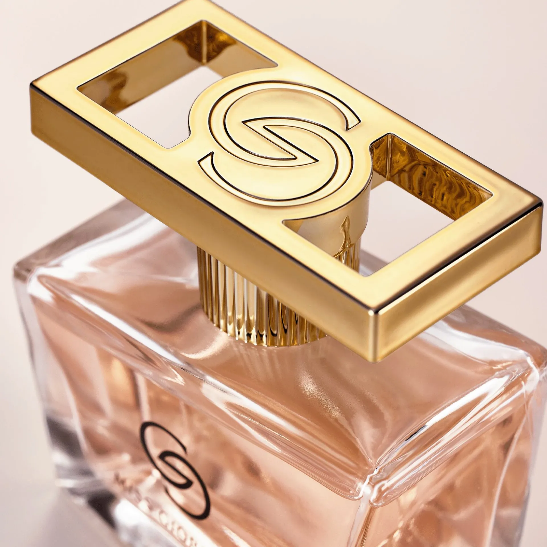 Woda perfumowana Giordani Gold Miss Giordani 50 ml
